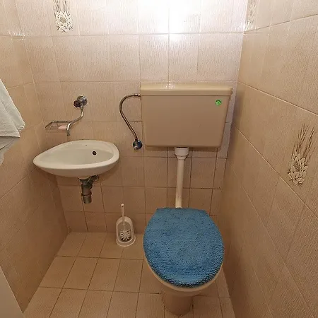 926 Apartment